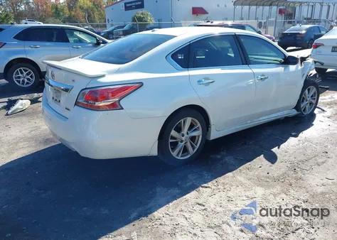 2015 Nissan Altima 2.5 S z USA, uszkodzony, nr VIN 1N4AL3AP8FC592057
